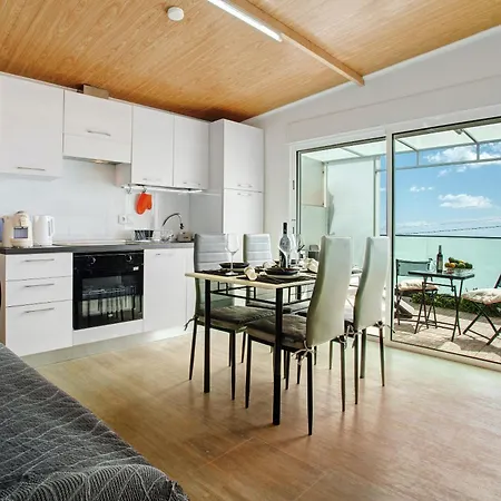 Panoramic Views I Apartment